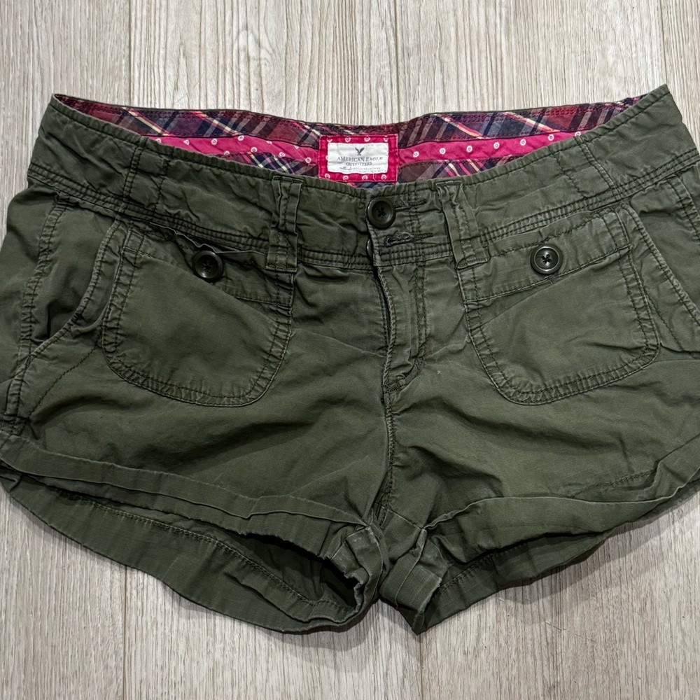 Green AEO Shorts size 10